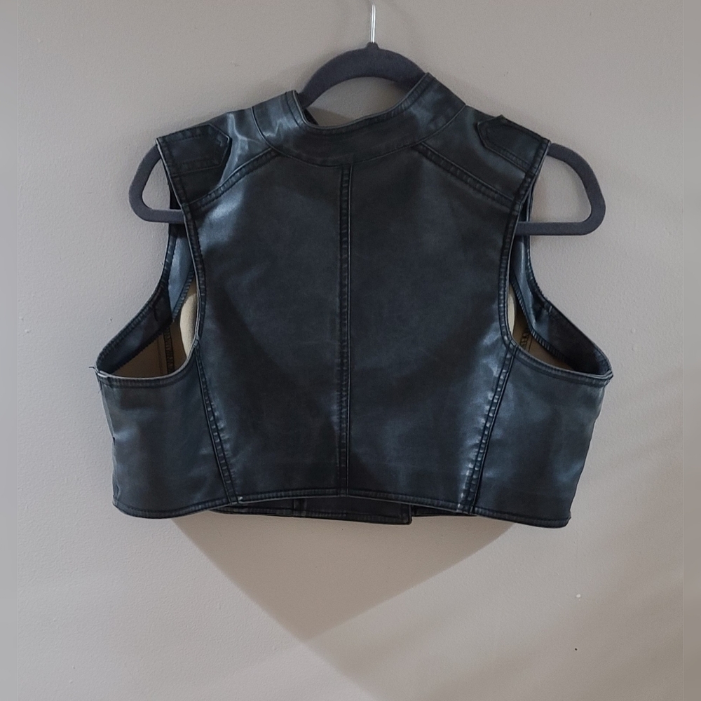 🧨5/$40 Faux Leather vest - Picture 2 of 3